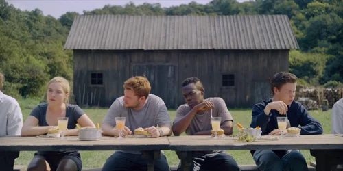 Still frame 98 from Midsommar (2019) directed by Ari Aster