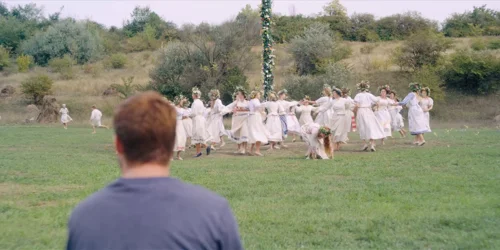 Still frame 113 from Midsommar (2019) directed by Ari Aster