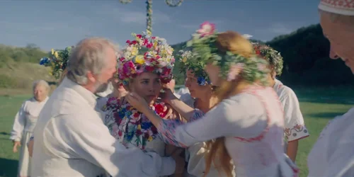Still frame 115 from Midsommar (2019) directed by Ari Aster