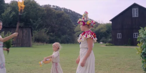 Still frame 125 from Midsommar (2019) directed by Ari Aster