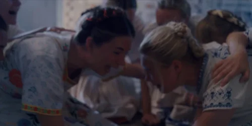Still frame 135 from Midsommar (2019) directed by Ari Aster