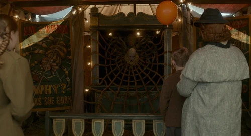 Still frame 75 from Nightmare Alley (2021) directed by Guillermo del Toro