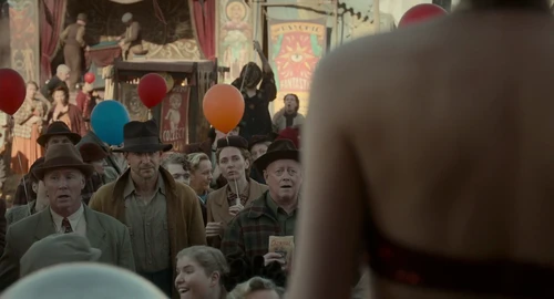 Still frame 77 from Nightmare Alley (2021) directed by Guillermo del Toro