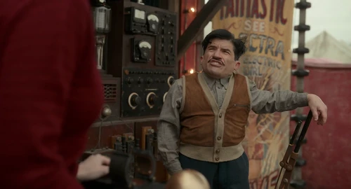 Still frame 85 from Nightmare Alley (2021) directed by Guillermo del Toro