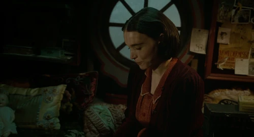 Still frame 93 from Nightmare Alley (2021) directed by Guillermo del Toro