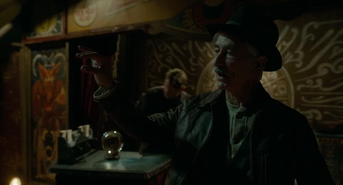 Still frame 102 from Nightmare Alley (2021) directed by Guillermo del Toro