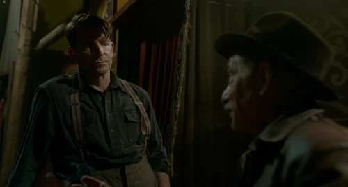 Still frame 104 from Nightmare Alley (2021) directed by Guillermo del Toro