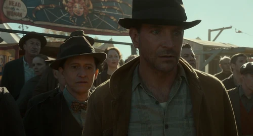 Still frame 114 from Nightmare Alley (2021) directed by Guillermo del Toro