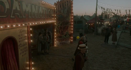 Still frame 115 from Nightmare Alley (2021) directed by Guillermo del Toro