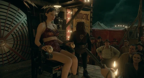 Still frame 119 from Nightmare Alley (2021) directed by Guillermo del Toro