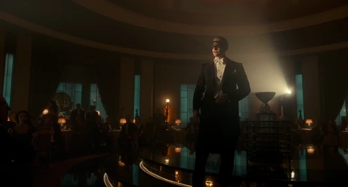 Still frame 134 from Nightmare Alley (2021) directed by Guillermo del Toro