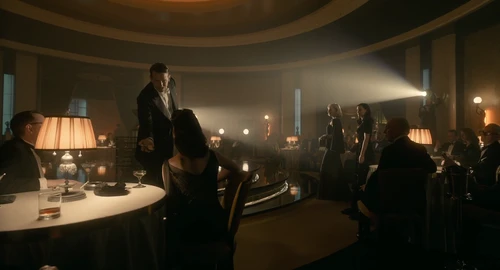 Still frame 142 from Nightmare Alley (2021) directed by Guillermo del Toro