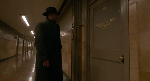 Still frame 155 from Nightmare Alley (2021) directed by Guillermo del Toro