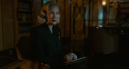 Still frame 170 from Nightmare Alley (2021) directed by Guillermo del Toro
