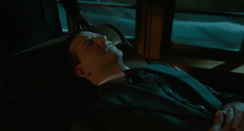 Still frame 174 from Nightmare Alley (2021) directed by Guillermo del Toro