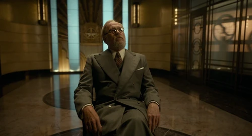 Still frame 195 from Nightmare Alley (2021) directed by Guillermo del Toro