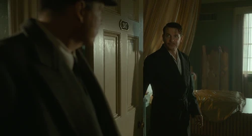 Still frame 223 from Nightmare Alley (2021) directed by Guillermo del Toro