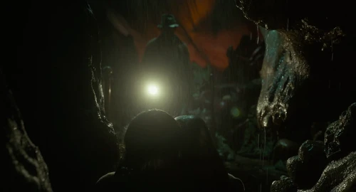 Still frame 24 from Nightmare Alley (2021) directed by Guillermo del Toro
