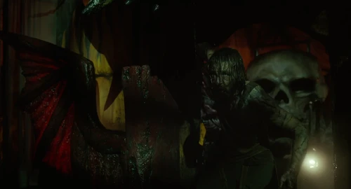 Still frame 25 from Nightmare Alley (2021) directed by Guillermo del Toro