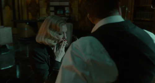 Still frame 258 from Nightmare Alley (2021) directed by Guillermo del Toro