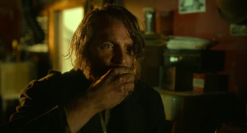 Still frame 285 from Nightmare Alley (2021) directed by Guillermo del Toro