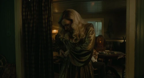 Still frame 52 from Nightmare Alley (2021) directed by Guillermo del Toro