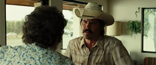 Still frame 90 from No Country for Old Men (2007) directed by Ethan Coen, Joel Coen