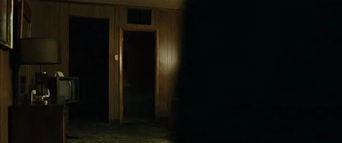 Still frame 118 from No Country for Old Men (2007) directed by Ethan Coen, Joel Coen