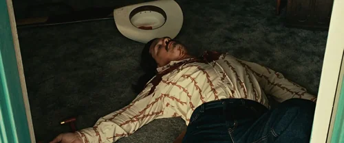 Still frame 232 from No Country for Old Men (2007) directed by Ethan Coen, Joel Coen