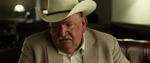 Still frame 236 from No Country for Old Men (2007) directed by Ethan Coen, Joel Coen