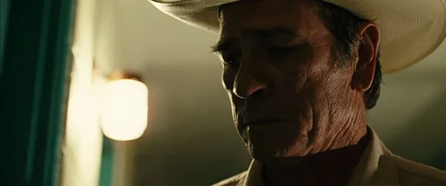 Still frame 243 from No Country for Old Men (2007) directed by Ethan Coen, Joel Coen
