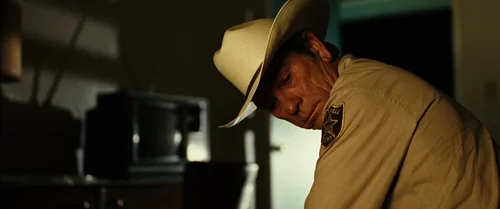 Still frame 248 from No Country for Old Men (2007) directed by Ethan Coen, Joel Coen