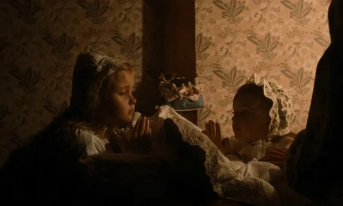 Still frame 99 from Nosferatu (2024) directed by Robert Eggers