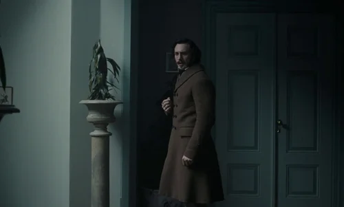 Still frame 113 from Nosferatu (2024) directed by Robert Eggers