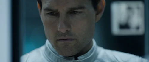 Still frame 3 from Oblivion (2013) directed by Joseph Kosinski