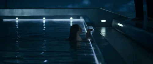 Still frame 25 from Oblivion (2013) directed by Joseph Kosinski