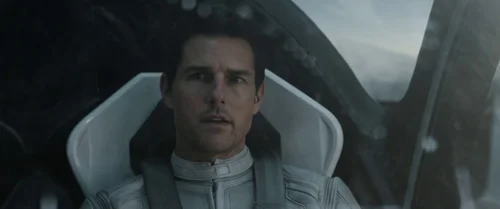 Still frame 49 from Oblivion (2013) directed by Joseph Kosinski