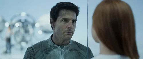 Still frame 70 from Oblivion (2013) directed by Joseph Kosinski