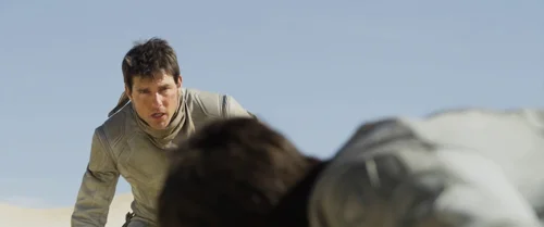 Still frame 81 from Oblivion (2013) directed by Joseph Kosinski