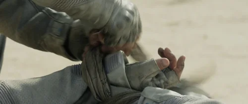 Still frame 80 from Oblivion (2013) directed by Joseph Kosinski