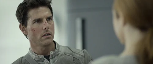 Still frame 82 from Oblivion (2013) directed by Joseph Kosinski