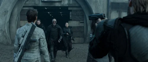Still frame 93 from Oblivion (2013) directed by Joseph Kosinski