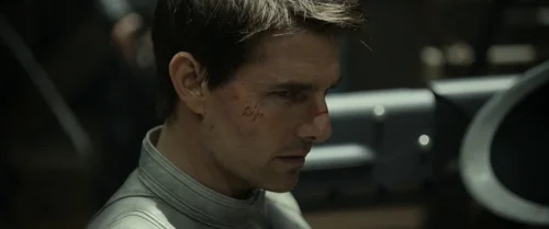 Still frame 96 from Oblivion (2013) directed by Joseph Kosinski