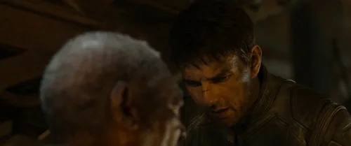 Still frame 102 from Oblivion (2013) directed by Joseph Kosinski