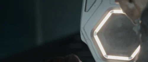 Still frame 116 from Oblivion (2013) directed by Joseph Kosinski