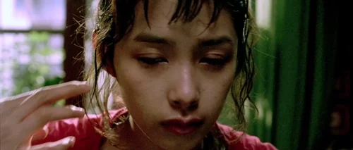Still frame 35 from Oldboy (2003) directed by Park Chan-wook