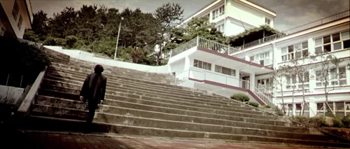 Still frame 88 from Oldboy (2003) directed by Park Chan-wook