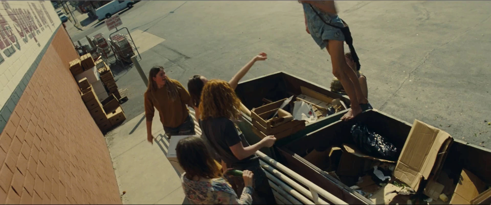 Still frame 17 from Once Upon a Time... in Hollywood (2019) directed by Quentin Tarantino