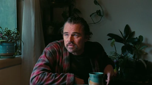 Still frame 121 from One Battle After Another (2025) directed by Paul Thomas Anderson