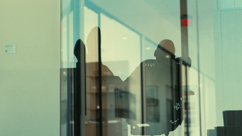 Still frame 303 from One Battle After Another (2025) directed by Paul Thomas Anderson